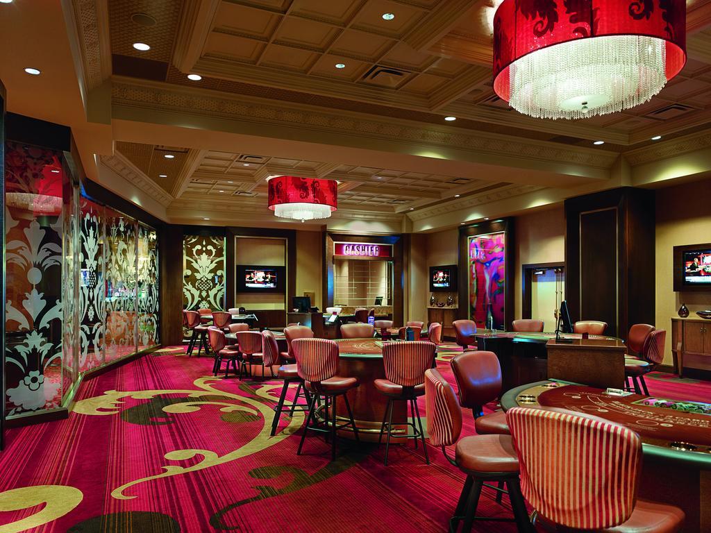 Ameristar Casino Resort And Spa Saint Charles Exterior foto