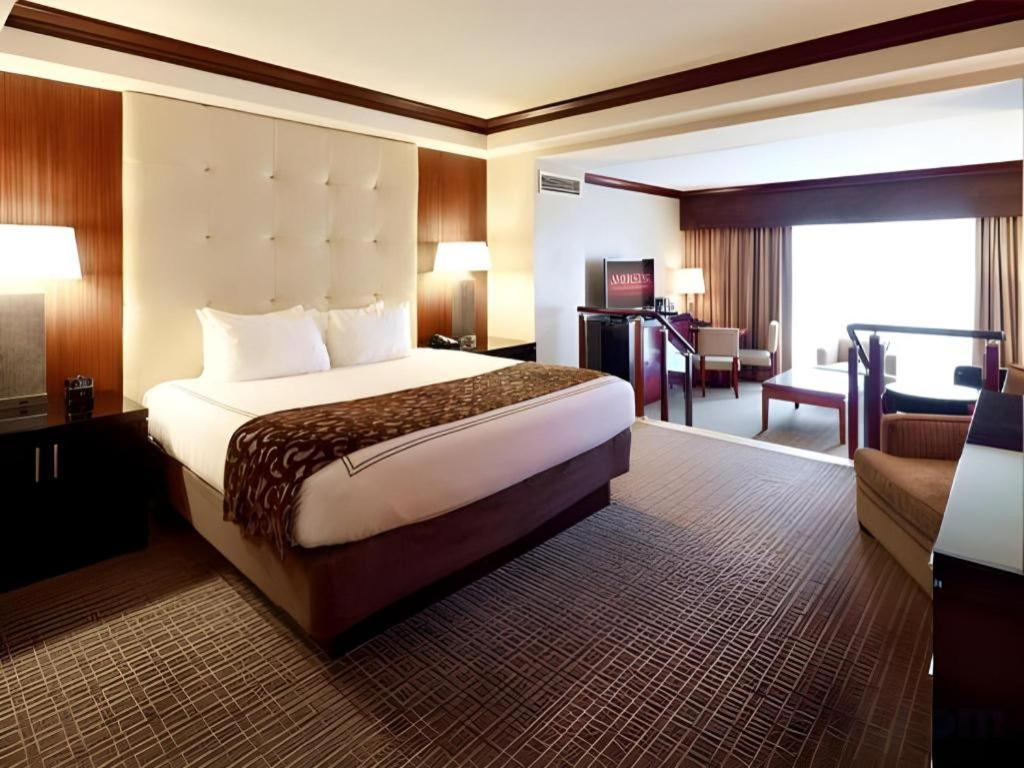 Ameristar Casino Resort And Spa Saint Charles Exterior foto